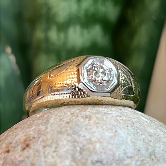 14 karat gold, and 1/3 carat diamond gypsy ring - Picture 12 of 14